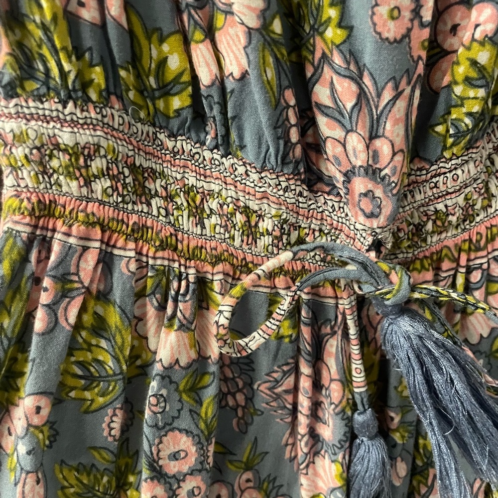Tiare Hawaii Floral Mini Dress - Gray and Pink